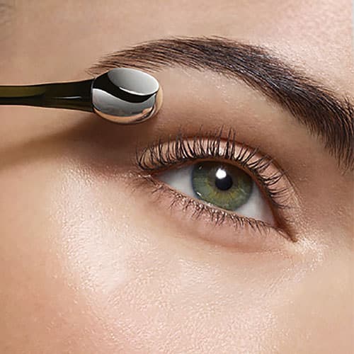 The Lifting Eye Serum Rejuvenating Eye Serum La Mer Official Site